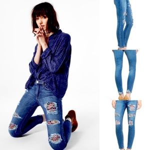 Joe’s The Icon mid rise skinny ankle jeans